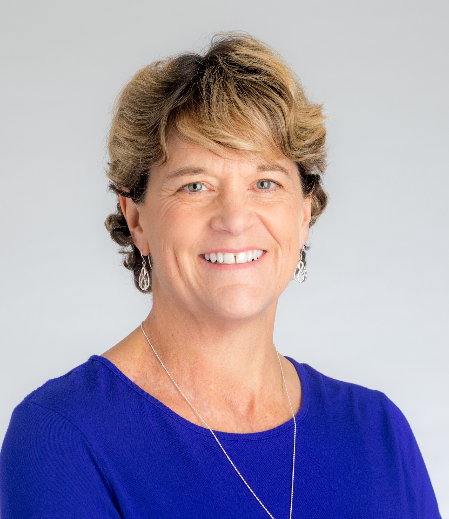 Jeanne Beacham | Management Team | Delphon